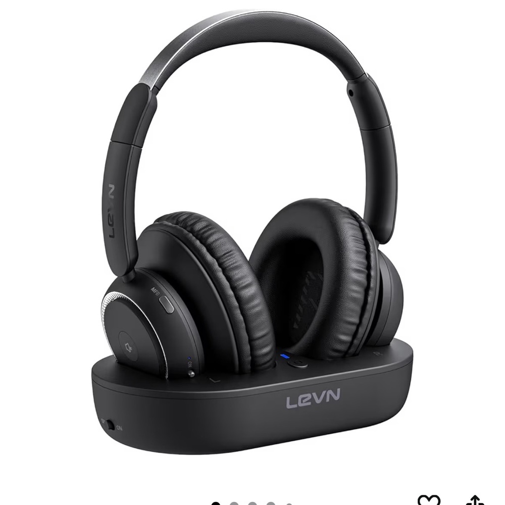 Levn Wireless Headphones with Charging Base